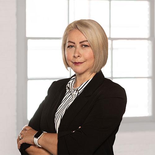 Zari Majd Senior Mortgage Consultant